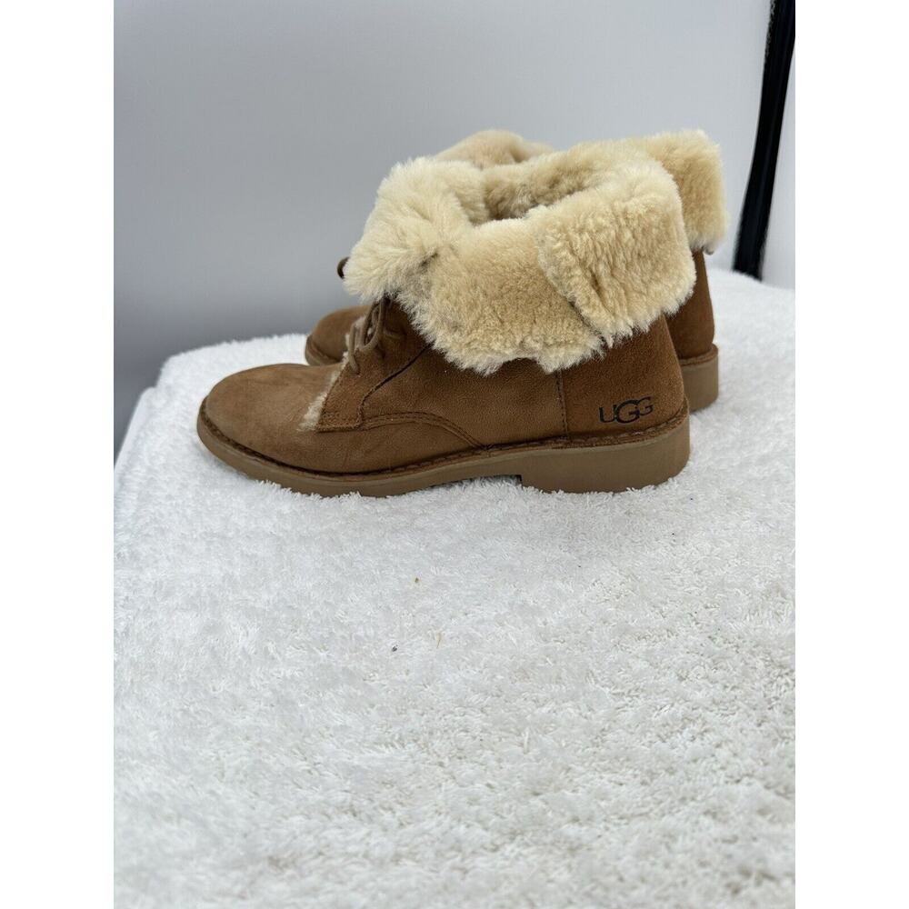 Ugg women's Quincy brown shearling lined boots size 8 Winter Warm Tie Fold Over